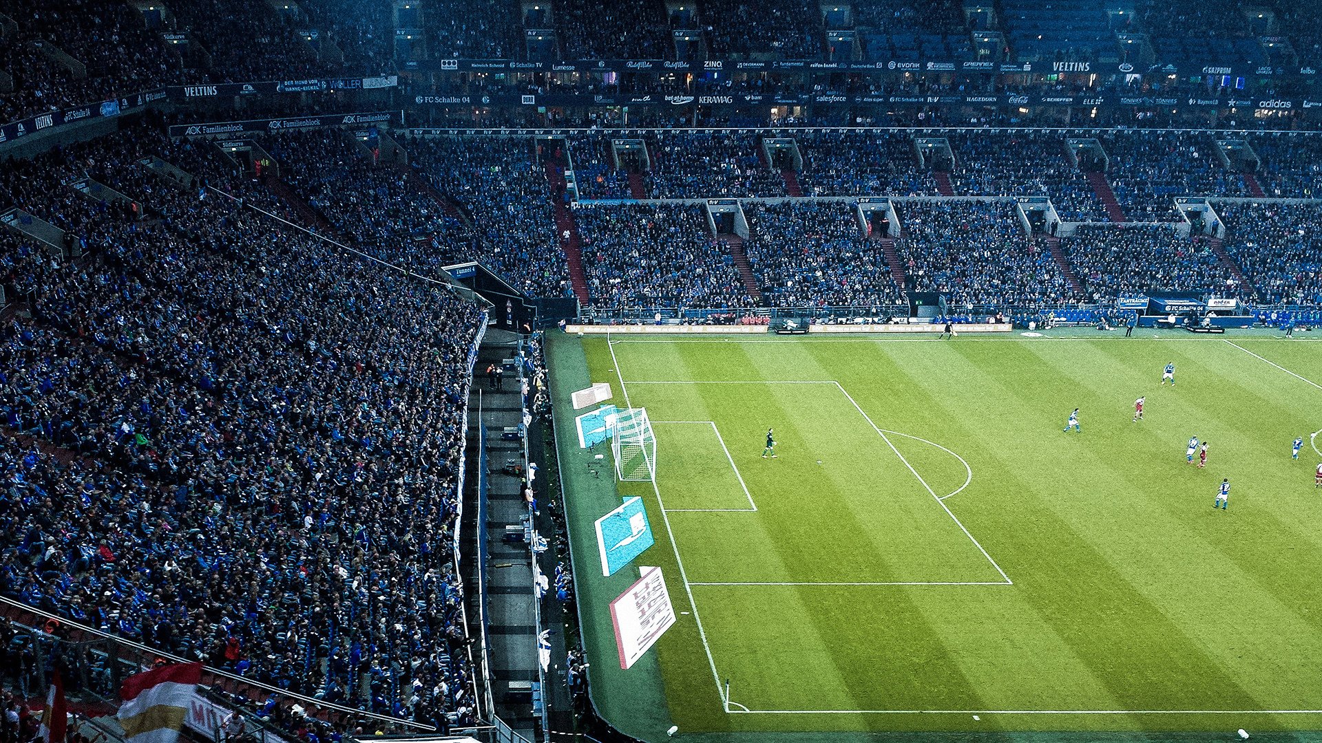 “东安湖体育公园:铁人三项选手的极限挑战,震撼观众”